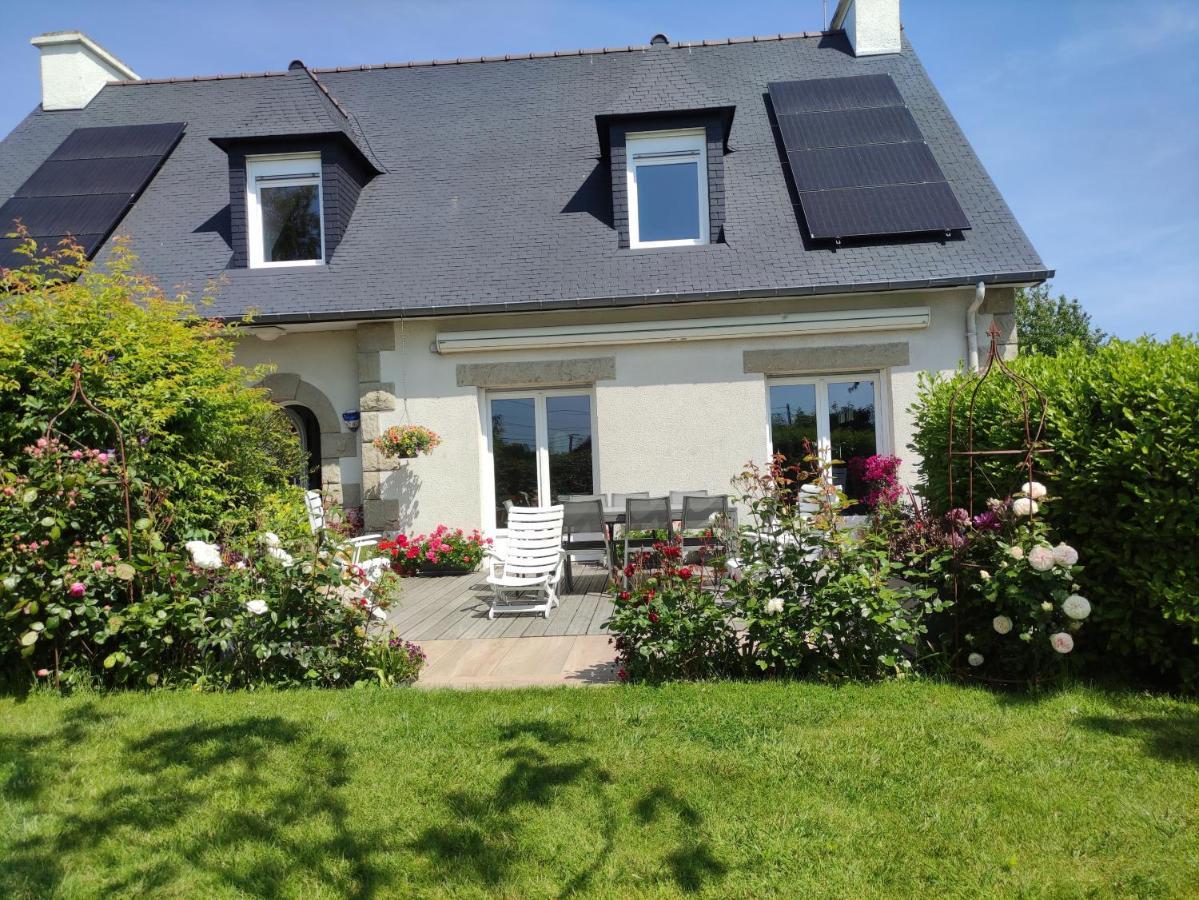Les Chambres Des Badious Plerguer Exterior foto